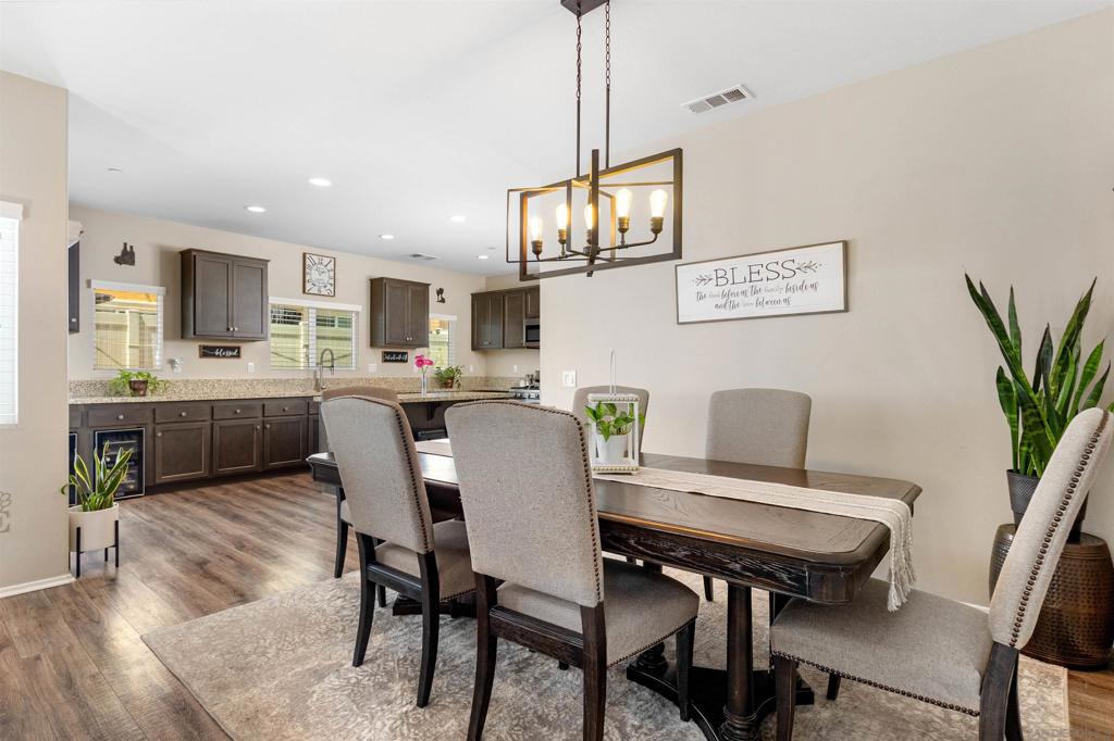 MLS #250029469SD img 1