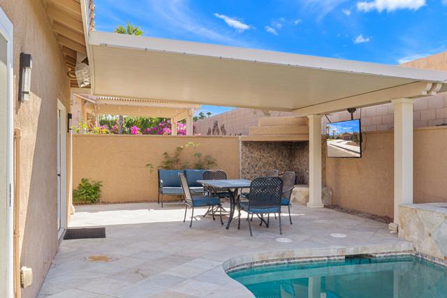 Image 42 of 48 For 43875 Milan Court