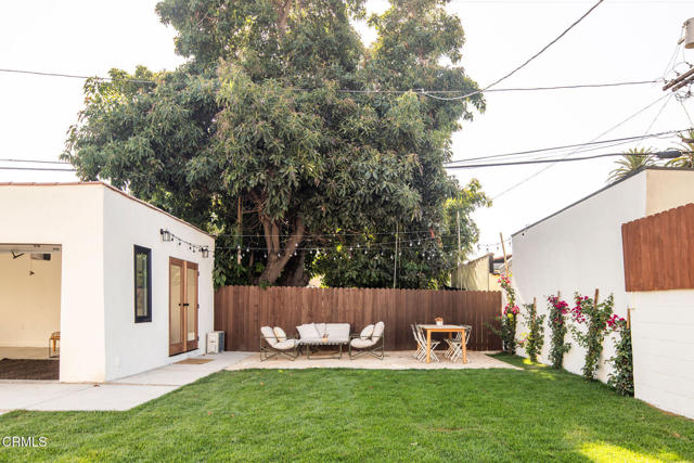Detail Gallery Image 38 of 45 For 2917 Hillcrest Dr, Los Angeles,  CA 90016 - 4 Beds | 3 Baths