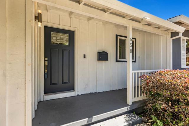658 S Daniel Way, San Jose CA: https://media.crmls.org/mediaz/cf9113e4-9acc-47c2-834a-c103560b1862.jpg