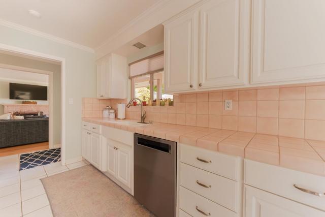 1152 Los Palos Drive, Salinas CA: https://media.crmls.org/mediaz/cf912729-5d35-4e74-8854-878b79abb9a1.jpg