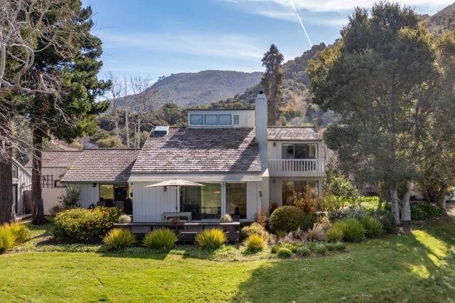 9565 Oak Court, Carmel CA: https://media.crmls.org/mediaz/cf913f69-57f6-4e04-86c6-6d96608a26b5.jpg