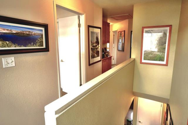 258 E E Street, Benicia CA: https://media.crmls.org/mediaz/cf9171bf-f9a0-468f-908a-39e75aa3ee6f.jpg