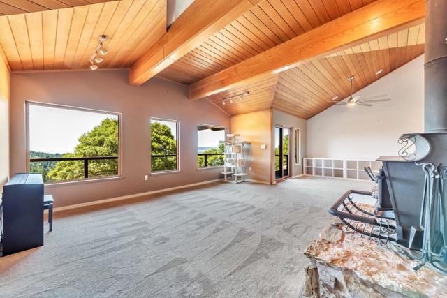 950 Oak Ridge Road, Los Gatos CA: https://media.crmls.org/mediaz/cf91e7eb-1b22-424e-8e8b-193a23fb9bb4.jpg