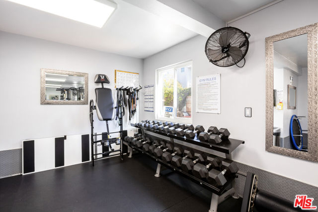 2721 2nd Street, Santa Monica CA: https://media.crmls.org/mediaz/cf924cf8-98e7-434b-a187-7659db7c95ee.jpg