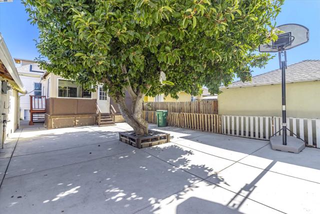 Image 15 of 26 For 9827 C St  