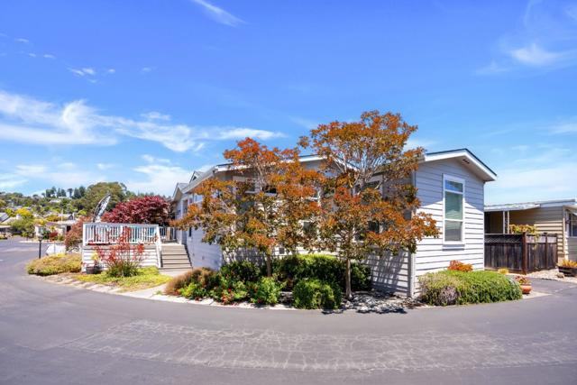 6 PRIMROSE, Aptos CA: https://media.crmls.org/mediaz/cf939b56-73e0-435c-a0c3-48371d442d6d.jpg