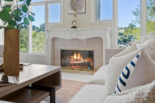46 Eugenia Way, Hillsborough CA: https://media.crmls.org/mediaz/cf940891-997b-43fc-9bd1-6d34bacf001f.jpg