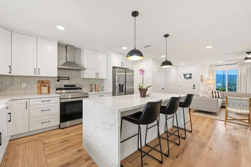 952 La Tierra Drive - photo 10