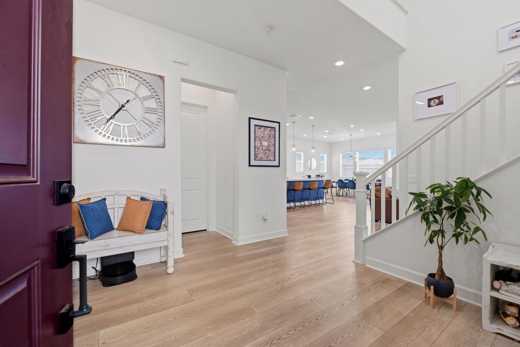 305 Creekview Ct - photo 7