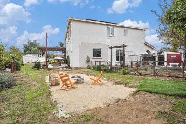 130 Ridge Crest Court, Oakley CA: https://media.crmls.org/mediaz/cf94f40e-c402-443f-9f4d-2e8288a2eb41.jpg