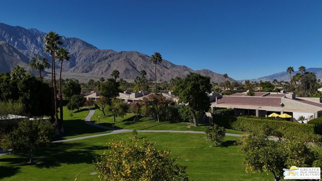 2861 Sundance Circle, Palm Springs CA: https://media.crmls.org/mediaz/cf951e8f-77de-42ba-8c20-3aeabe10cb11.jpg