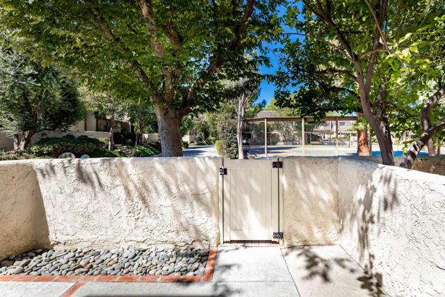 Detail Gallery Image 56 of 63 For 6145 Shoup Ave #41,  Woodland Hills,  CA 91367 - 2 Beds | 2 Baths