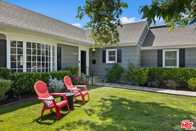 4954 MAMMOTH Avenue photo 4