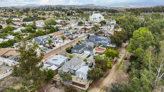 404 414 PALM AVENUE, Chula Vista CA: https://media.crmls.org/mediaz/cf971baa-ab55-47e9-a5ad-2755aeade233.jpg
