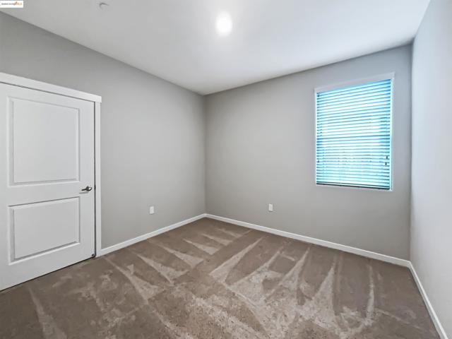 2211 Reunion Ln, Rio Vista CA: https://media.crmls.org/mediaz/cf976704-8fc2-4e9e-942e-f0bdbc34ff6b.jpg