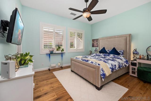 15674 Via Santa Pradera, San Diego CA: https://media.crmls.org/mediaz/cf98313b-2e71-4302-a41e-77a391c6beff.jpg