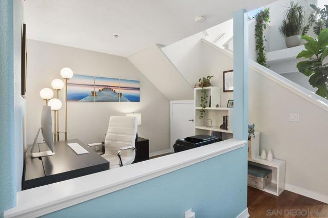 1501 India Street, San Diego CA: https://media.crmls.org/mediaz/cf99ce90-a741-465d-9a72-c1200e2ea750.jpg