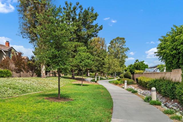 6 Cape Cod, Irvine CA: https://media.crmls.org/mediaz/cf9a5c1f-7950-4251-bc93-3eecb307cec9.jpg
