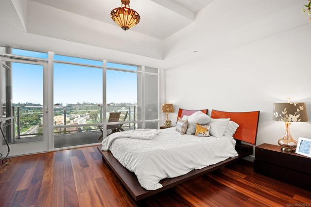 1080 Park Blvd, San Diego CA: https://media.crmls.org/mediaz/cf9a677b-6ace-499d-bfe6-68505c4d0991.jpg
