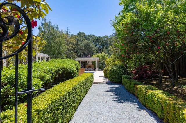 2181 Parkside Avenue, Hillsborough CA: https://media.crmls.org/mediaz/cf9b4235-45db-4420-b56a-a942fb1332fb.jpg