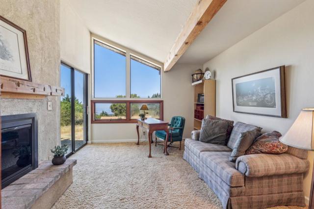 16420 Soda Springs Road, Los Gatos CA: https://media.crmls.org/mediaz/cf9b7b09-d34d-4929-9438-145a755393fb.jpg