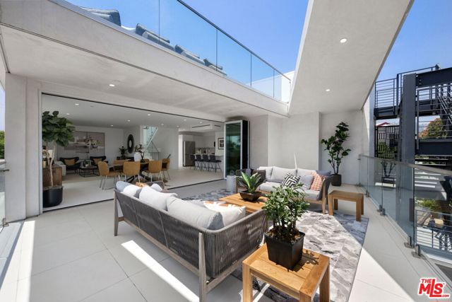 621 N Kings Road, West Hollywood CA: https://media.crmls.org/mediaz/cf9c0edc-8c33-4a20-b9ca-ac9a0fc1b3cf.jpg