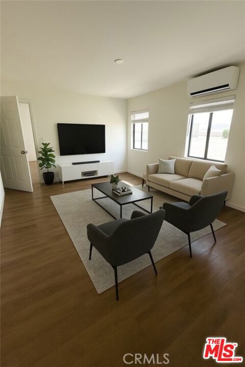 2627 San Marino Street, Los Angeles CA: https://media.crmls.org/mediaz/cf9d7a4c-d141-453e-87f5-438f3da88853.jpg