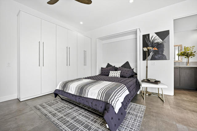 49120 Sunrose Lane, Palm Desert CA: https://media.crmls.org/mediaz/cf9e9762-c29e-41bb-9b65-64fb24a54a5a.jpg