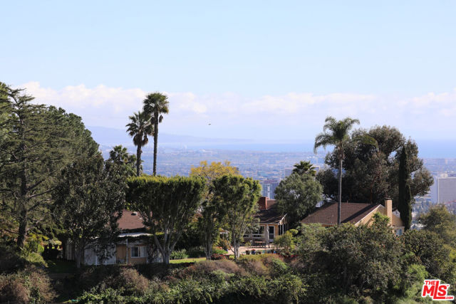 1037 Bel Air Court, Los Angeles, CA 90077