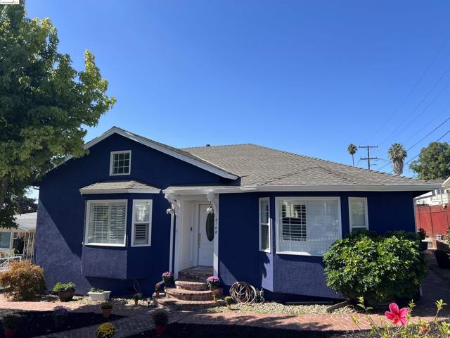 Image 1 of 52 For 2142 Luna Ave