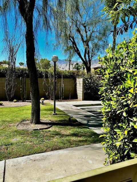870 E Palm Canyon Drive, Palm Springs CA: https://media.crmls.org/mediaz/cfa05bb6-aa13-4db6-9c27-e736d0cb4b12.jpg