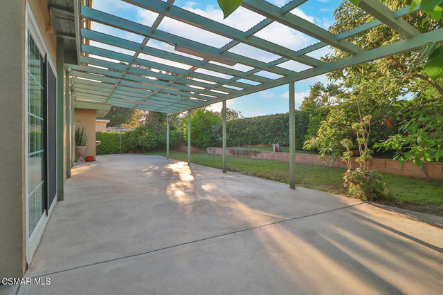 3487 E Barca Street, Camarillo CA: https://media.crmls.org/mediaz/cfa0f9f5-32f2-4260-b1ee-3941ffe8a5a8.jpg