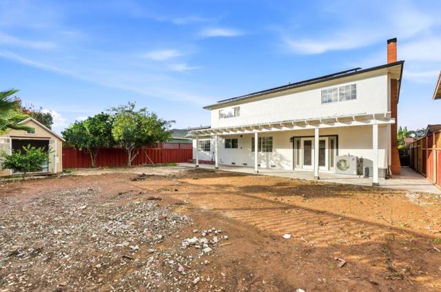 668 Potomac Court, San Jose CA: https://media.crmls.org/mediaz/cfa0ffb4-fe7b-4f74-8669-15b2d87a29a9.jpg