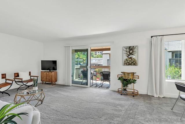 8515 Villa La Jolla Drive, La Jolla CA: https://media.crmls.org/mediaz/cfa17ef7-2eeb-45ec-8dba-c667b51584e9.jpg