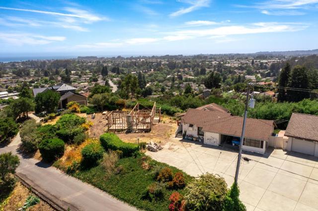 3300 Crestline Way, Soquel CA: https://media.crmls.org/mediaz/cfa1a540-bc1a-48a3-ab0d-b7d2b4cc60c7.jpg