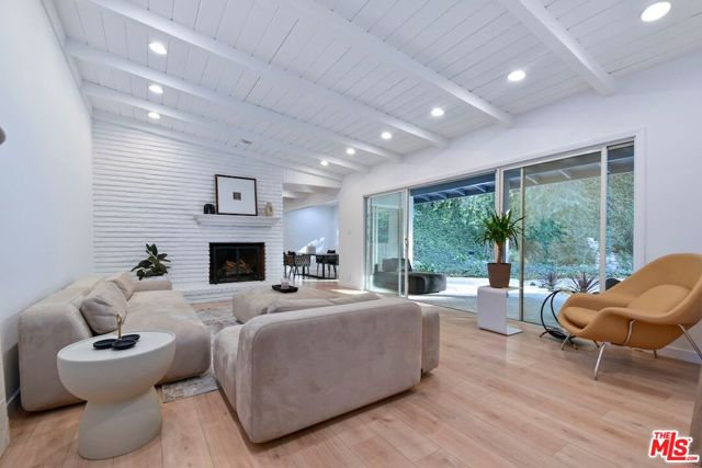 Image 3 of 16 For 4736 Zelzah Avenue