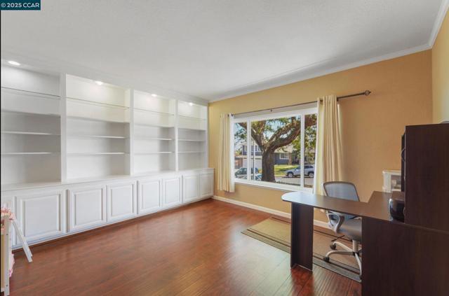 3804 Malibu, Pittsburg CA: https://media.crmls.org/mediaz/cfa1e586-b291-4c3c-9f7b-a77d7ac50a98.jpg