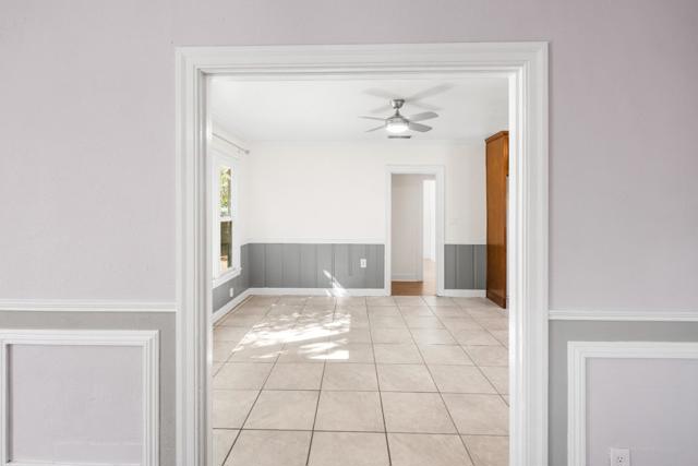 2905 Garfield Avenue, Carmichael CA: https://media.crmls.org/mediaz/cfa1e6c8-b221-4e9b-a9ca-334094f8c8e1.jpg