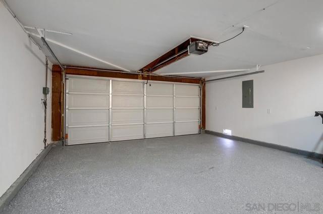 13113 Calle De Las Rosas, San Diego CA: https://media.crmls.org/mediaz/cfa2b635-0ddd-457d-ad43-1b574f6cf34c.jpg
