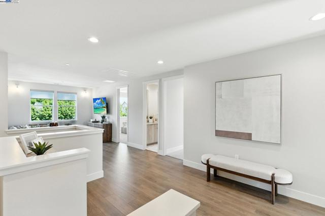 1685 Arione Street, Brentwood CA: https://media.crmls.org/mediaz/cfa415fb-c580-48c5-8f71-55953f815fa6.jpg