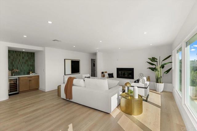 Detail Gallery Image 9 of 65 For 874 Hacienda Dr, El Cajon,  CA 92020 - 5 Beds | 4 Baths