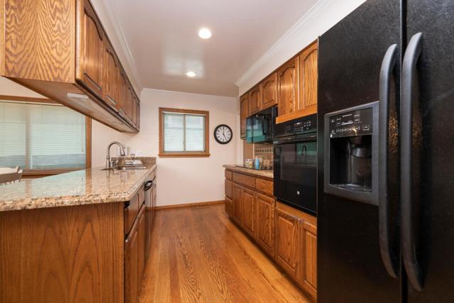 2940 Oakmont Drive, San Bruno CA: https://media.crmls.org/mediaz/cfa65f8d-19a9-426e-b558-aa232661d628.jpg