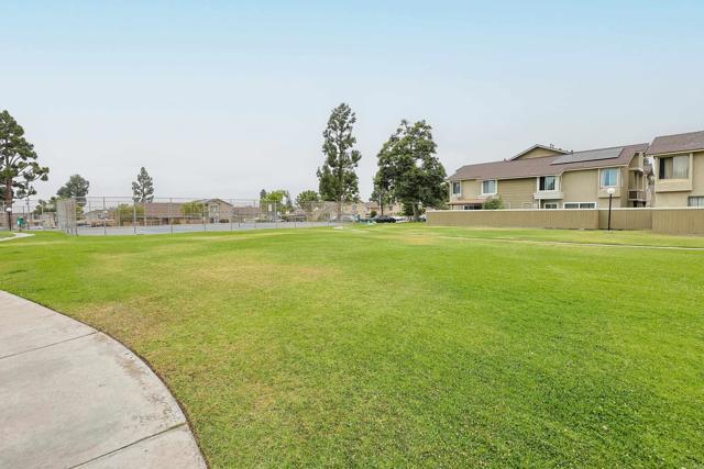 6872 Quebec Court, San Diego CA: https://media.crmls.org/mediaz/cfa6b115-35e0-4a0f-88ba-5b27aab5096b.jpg