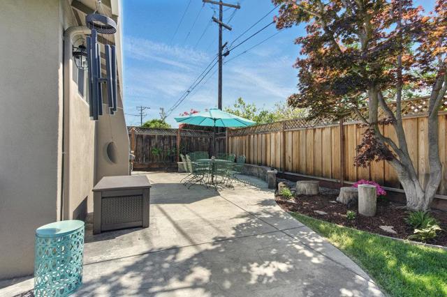 843 S Genevieve Lane, San Jose CA: https://media.crmls.org/mediaz/cfa71cc9-2140-4c4d-a136-17683185f149.jpg