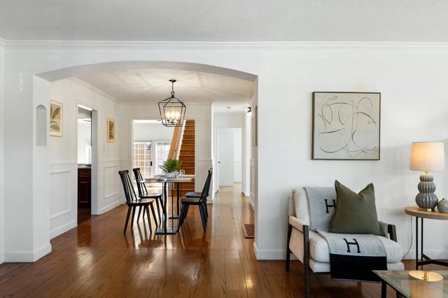 403 Santa Florita Avenue, Millbrae CA: https://media.crmls.org/mediaz/cfa71d22-f8f0-4ada-afa6-8efb3212f76a.jpg