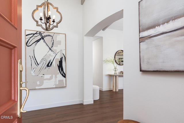 Detail Gallery Image 7 of 46 For 2345 Orange Cove Ave, La Crescenta,  CA 91214 - 5 Beds | 4/1 Baths