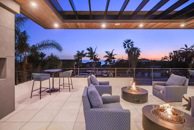 5170 Carlsbad Boulevard, Carlsbad CA: https://media.crmls.org/mediaz/cfa7b77c-2356-4569-9dc1-dd190a39e0a4.jpg