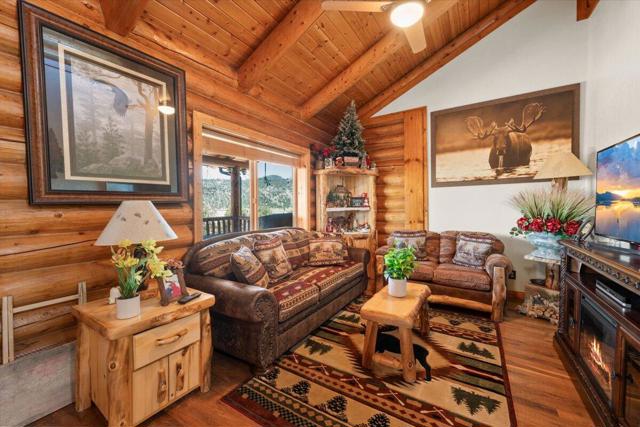 1925 Baldwin Lake Road, Big Bear CA: https://media.crmls.org/mediaz/cfa8cc73-5197-439b-a7c7-57b94e42596f.jpg