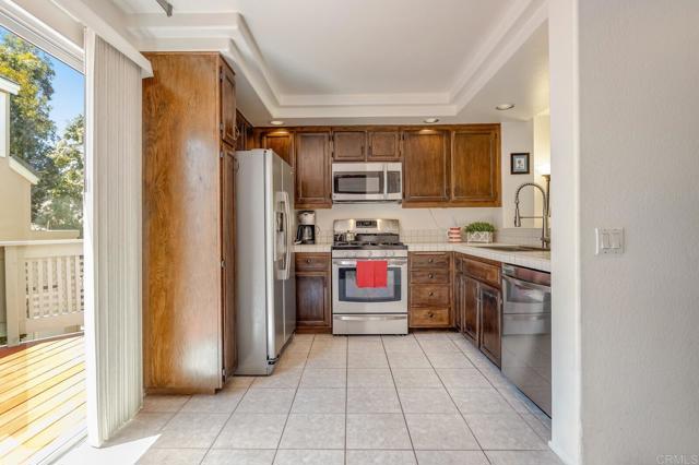 Detail Gallery Image 15 of 36 For 12916 Carmel Creek Rd, San Diego,  CA 92130 - 2 Beds | 2/1 Baths